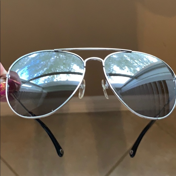 Michael Kors Mirrored Sunglasses. - Picture 6 of 6